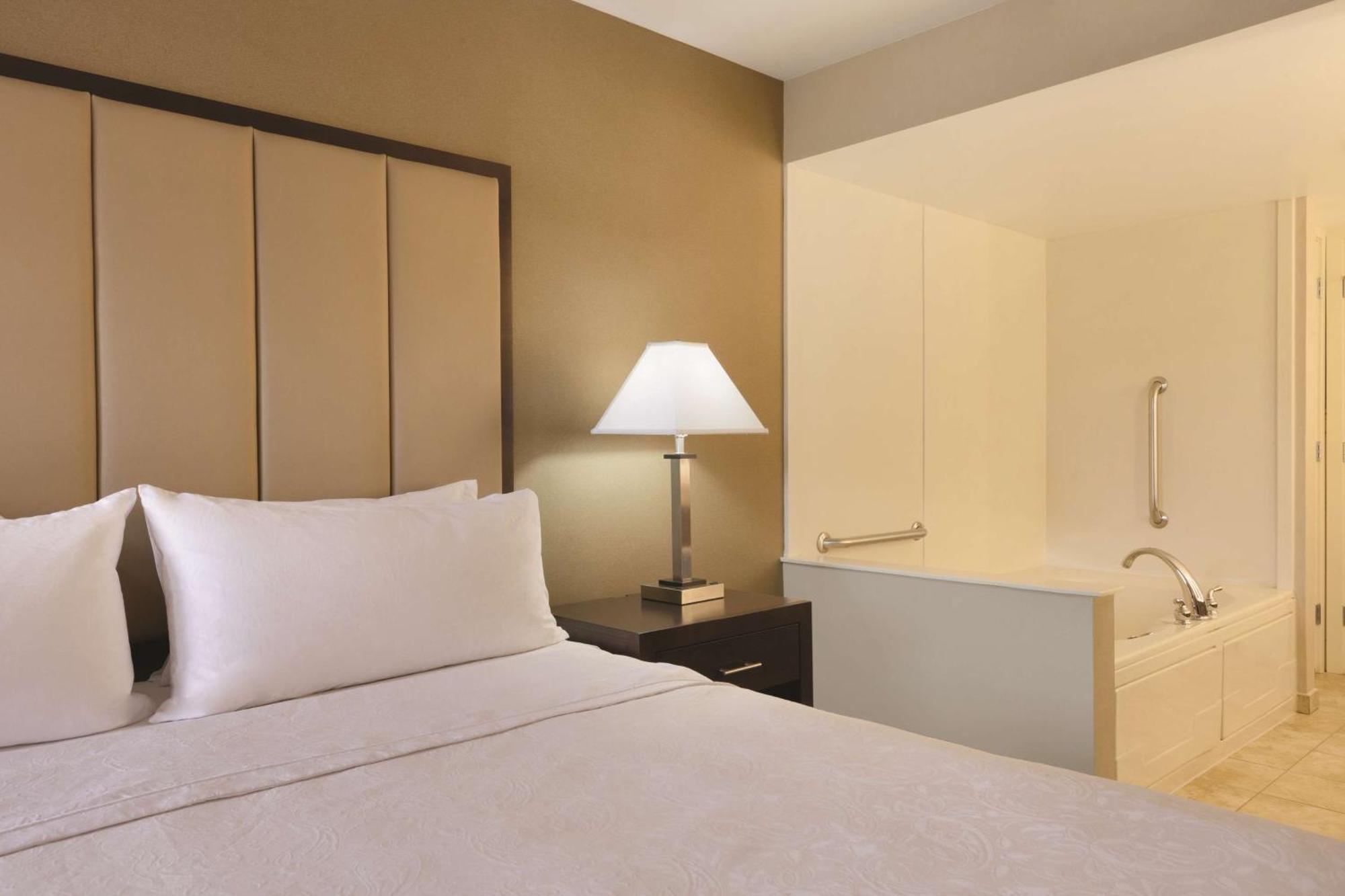 Homewood Suites Harrisburg-West Hershey Area Меканиксберг Экстерьер фото